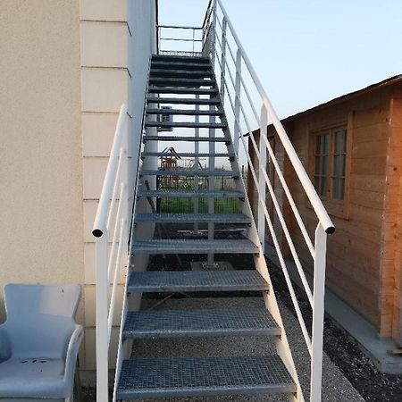 Les Fermiers Bed & Breakfast Giremoutiers Eksteriør bilde